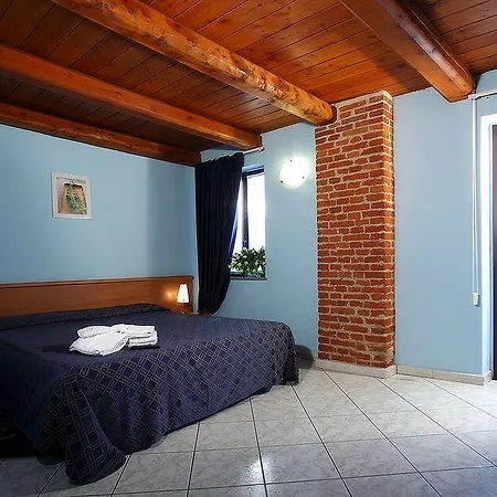 Tenuta Canta מלון 3*